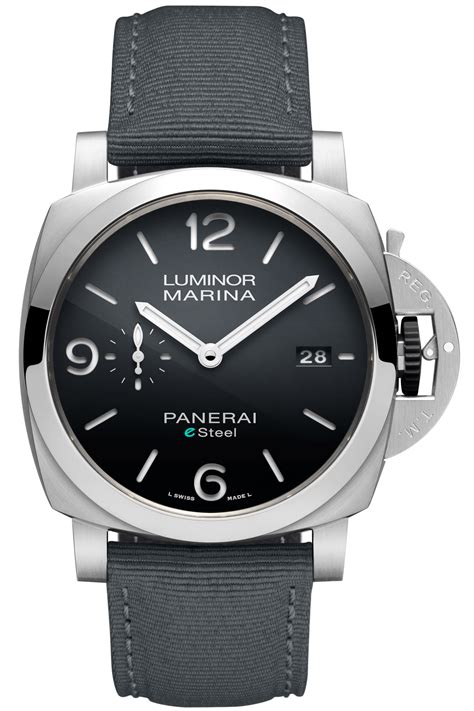 panerai esteel.